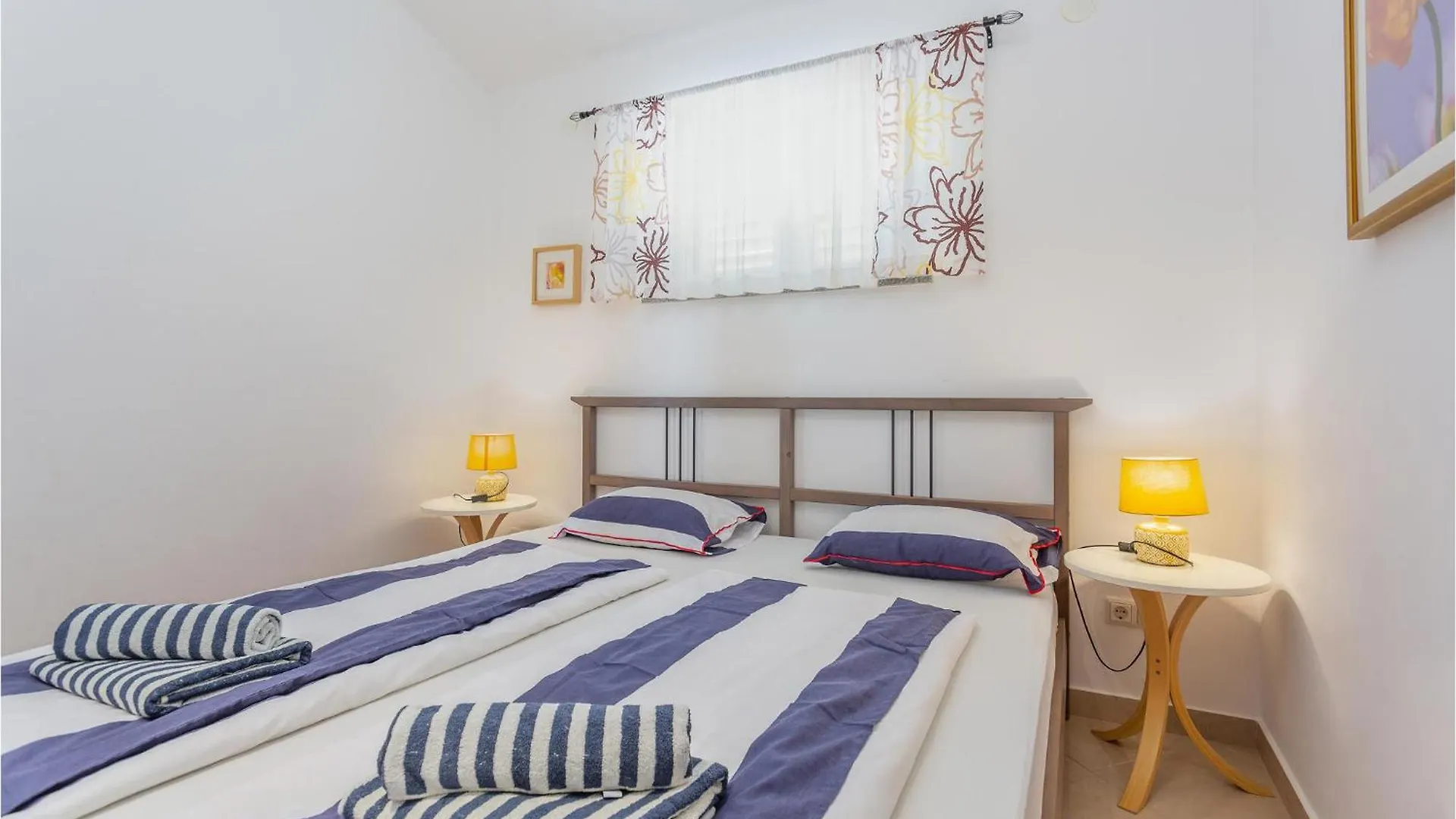 Amazing Home In Njivice With Kitchen Holiday home